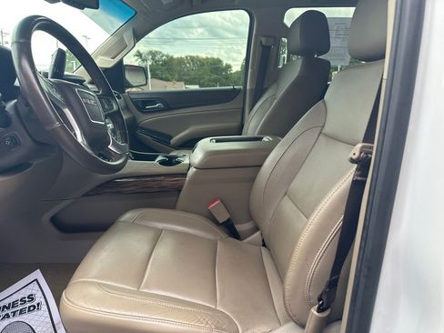 Used 2018 GMC Yukon SLT w/ Open Road Package AWD/4WD image 2
