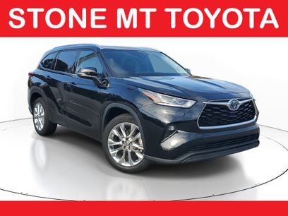Used 2023 Toyota Highlander Limited