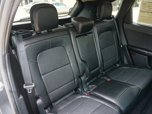 Used 2020 Ford Escape Titanium AWD/4WD image 28