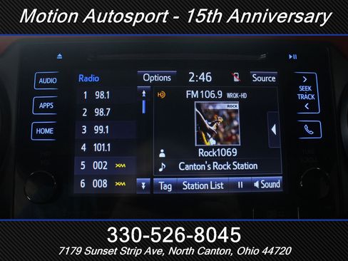 Used 2017 Toyota Tacoma TRD Off-Road w/ Premium & Technology Package image 26