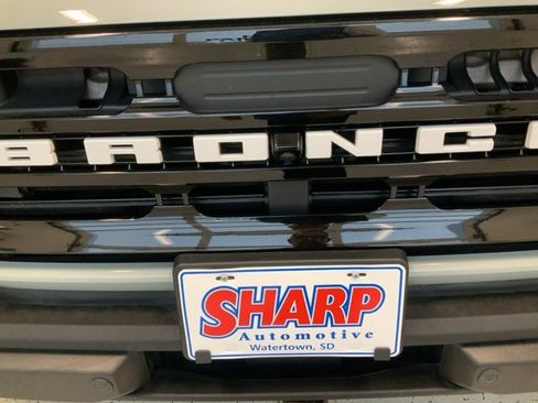 Used 2024 Ford Bronco Outer Banks image 12