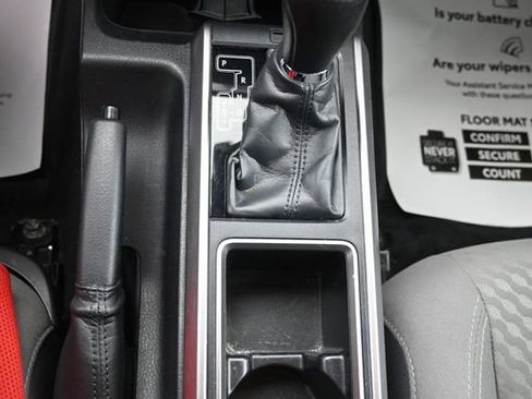 Used 2023 Toyota Tacoma SR5 AWD/4WD image 17