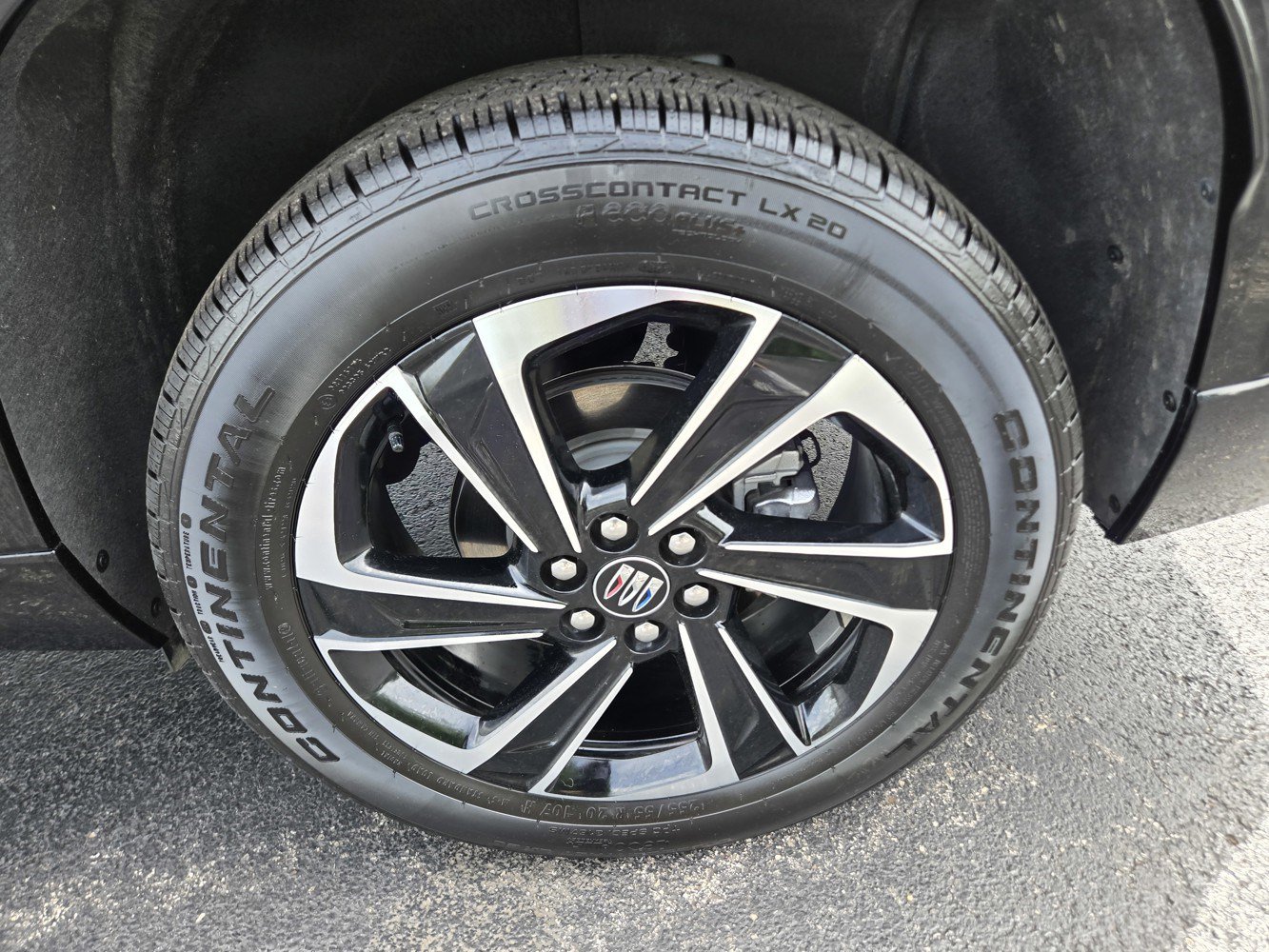Certified 2026 Buick Enclave Sport Touring AWD/4WD image 45
