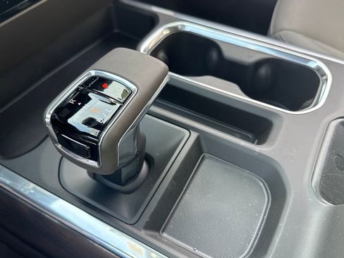 New 2026 GMC Sierra 1500 SLT w/ SLT Premium Plus Package image 23