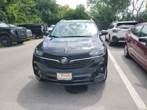 Used 2023 Buick Encore GX Select w/ Sport Touring Package FWD image 2
