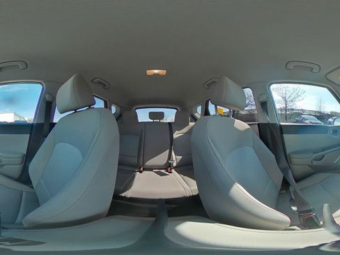 Used 2025 Kia Soul LX w/ LX Technology Package image 37