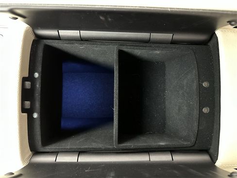 Used 2025 Genesis GV80 2.5T Standard image 21