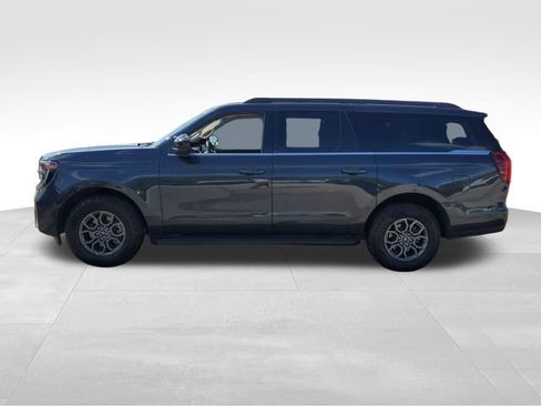 Used 2025 Ford Expedition Max Active AWD/4WD image 7