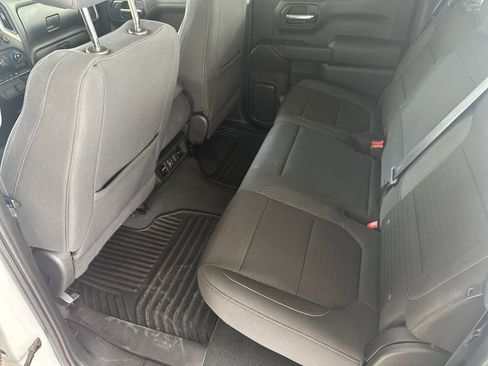 Used 2021 Chevrolet Silverado 1500 LT image 28