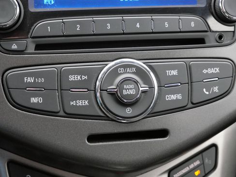 Used 2012 Chevrolet Sonic LT image 30