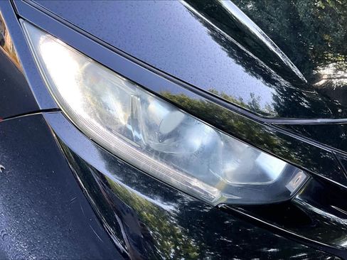 Certified 2018 Honda Civic EX-L image 28