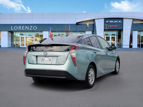 Used 2016 Toyota Prius Two FWD image 5