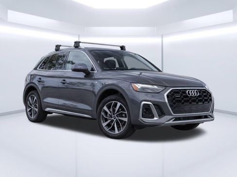 Certified 2023 Audi Q5 2.0T Premium Plus w/ Premium Plus Package AWD/4WD image 2