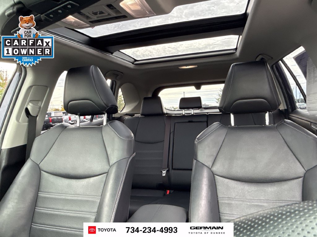 Used 2022 Toyota RAV4 Limited AWD/4WD image 17