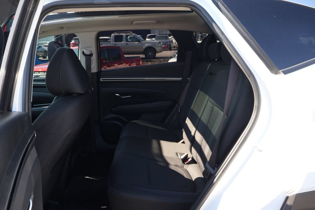 Used 2022 Hyundai Tucson SEL AWD/4WD image 16