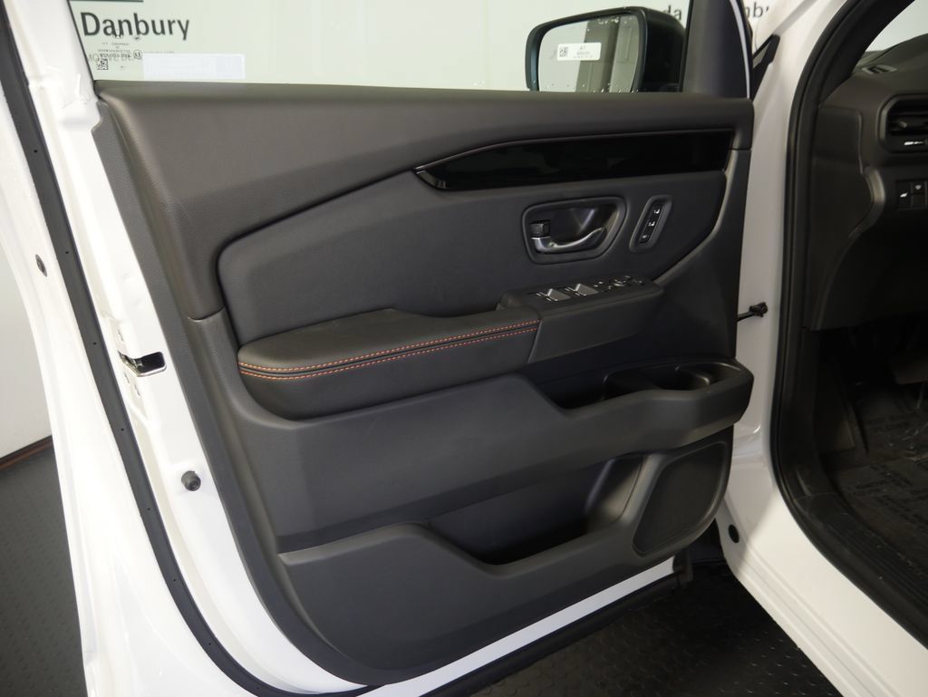 New 2026 Honda Pilot TrailSport image 14