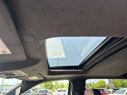 New 2025 GMC Sierra 1500 Denali Ultimate image 13