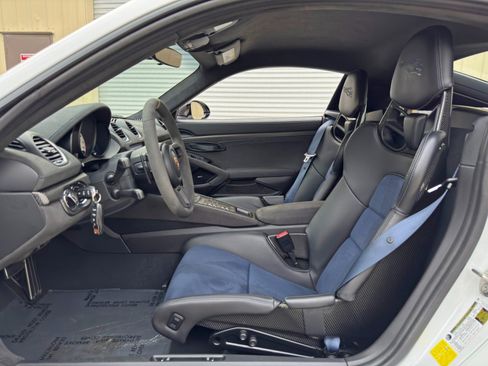 Used 2024 Porsche 718 Cayman GT4 RS w/ Weissach Package RWD image 17