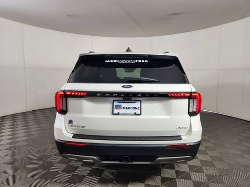 New 2026 Ford Explorer Active w/ Active Comfort Package AWD/4WD image 6