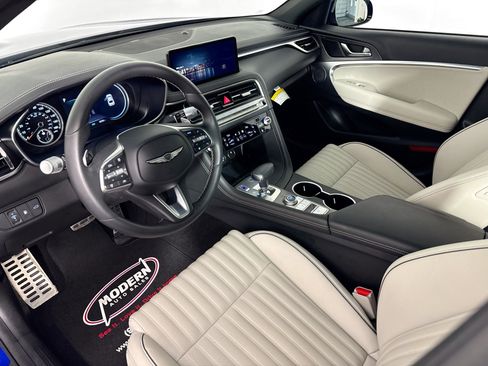 Used 2025 Genesis G70 2.5T w/ Sport Prestige Package AWD/4WD image 5