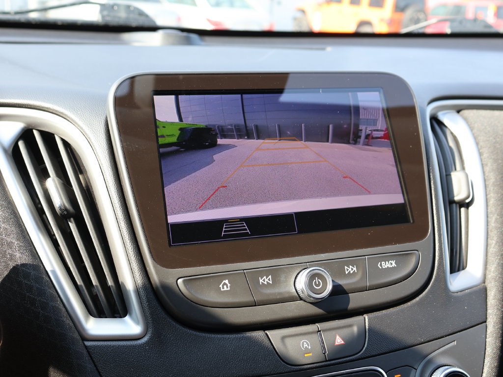 Used 2024 Chevrolet Malibu LT FWD image 33