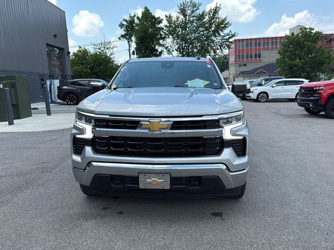 Used 2022 Chevrolet Silverado 1500 LT AWD/4WD image 8