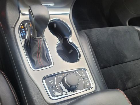 Used 2018 Jeep Grand Cherokee Trailhawk image 31