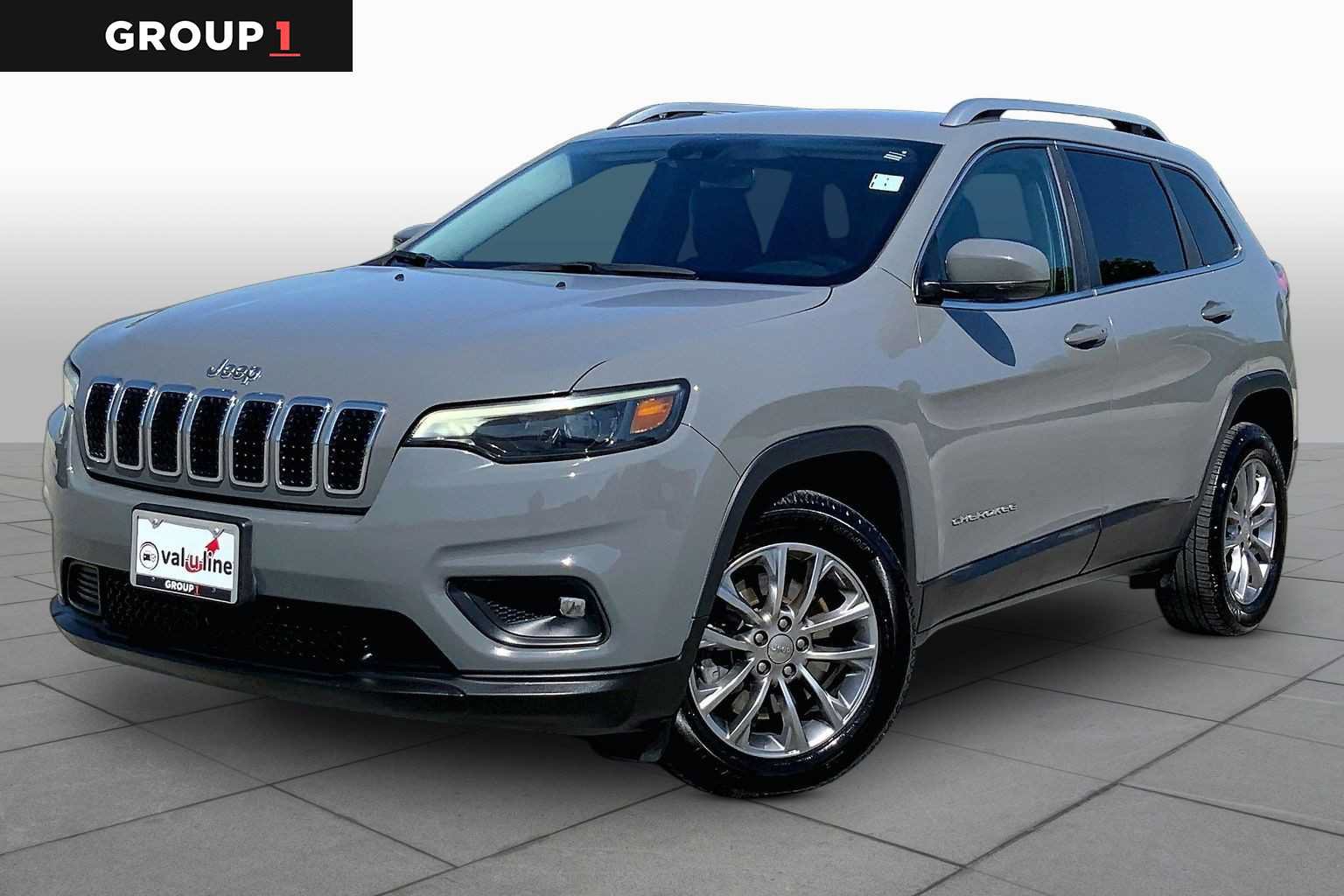 Used 2021 Jeep Cherokee Latitude Plus FWD image 1