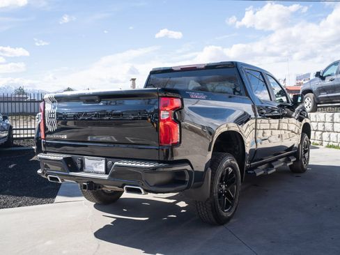 Used 2019 Chevrolet Silverado 1500 Custom Trail Boss AWD/4WD image 9