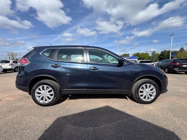 Used 2016 Nissan Rogue S AWD/4WD image 8