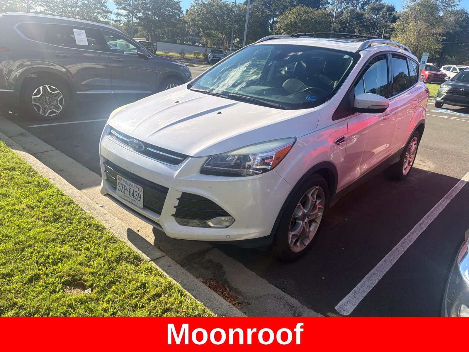 Used 2013 Ford Escape Titanium w/ Parking Technology Pkg FWD image 6