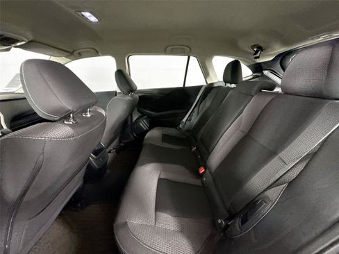 Used 2024 Subaru Outback AWD/4WD image 27