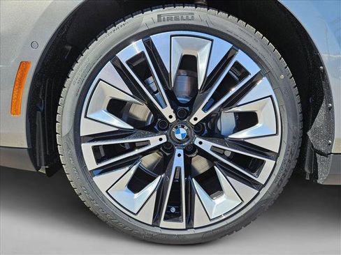 New 2026 BMW 530i RWD image 10