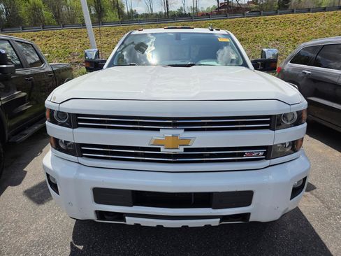 Used 2016 Chevrolet Silverado 2500 LTZ w/ Duramax Plus Package image 2