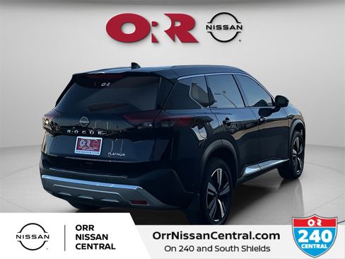 Used 2023 Nissan Rogue Platinum image 5
