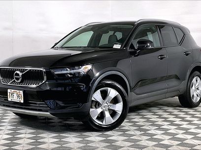 Used 2020 Volvo XC40 T4 Momentum