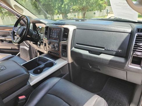 Used 2018 RAM 2500 Laramie AWD/4WD image 42