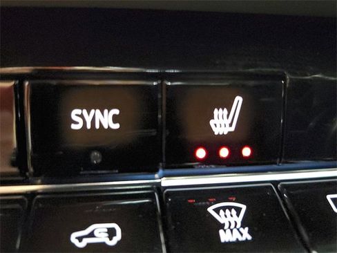 New 2026 Chevrolet Equinox LT w/ Convenience Package II image 25