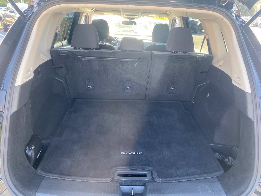 Used 2021 Nissan Rogue S FWD image 10