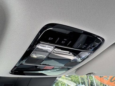 Used 2025 Hyundai Santa Fe SEL image 30