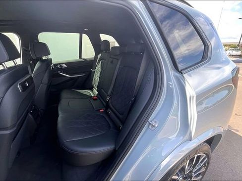 Used 2026 BMW X5 sDrive40i w/ M Sport Package image 24