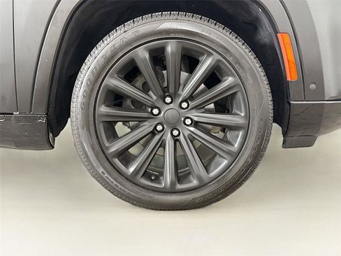 Used 2022 Jeep Grand Wagoneer Series II w/ Convenience Group III AWD/4WD image 42