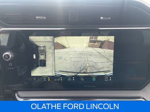 Used 2023 GMC Sierra 1500 AT4 w/ AT4 Premium Package image 16