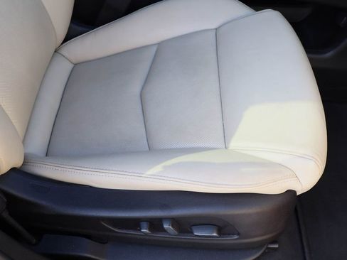 Certified 2018 Cadillac XT5 Luxury image 28