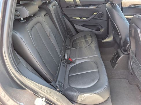 Used 2018 BMW X1 sDrive28i FWD image 5