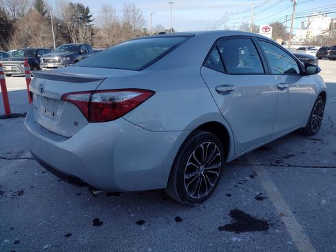 Used 2016 Toyota Corolla S Premium image 6