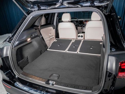 New 2026 Mercedes-Benz GLA 250 image 9