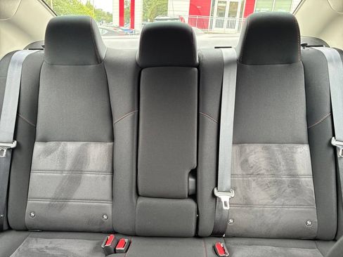 Certified 2025 Nissan Sentra SR FWD image 23