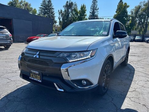 Used 2019 Mitsubishi Outlander LE FWD image 8