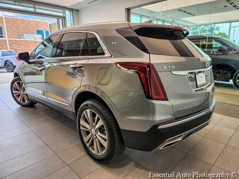 Certified 2024 Cadillac XT5 Premium Luxury w/ LPO, Floor Liner Package AWD/4WD image 8